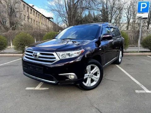 Toyota highlander, 2012 3.5 автомат, 267000 км. автомобиль в безупречном внешнем и техническом состо... - фотография