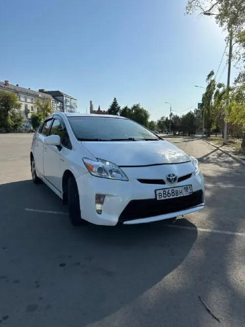Продам приус 2013г пробег 230к я собственник, машина в очень хорошем состоянии, без каких либо нарек... - фотография