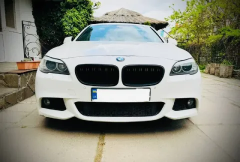 Продам bmw f10 535 xdrive(бмв ф10) 2013 год -3.0 бензин -полный привод - пробег 170т км заводской м... - фотография