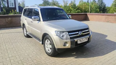 Mitsubishi pajero wagon 2008 года выпуска, 3,0 бензин, 178 л. С. , гбо, фаркоп (вписаны в техпаспорт... - фотография