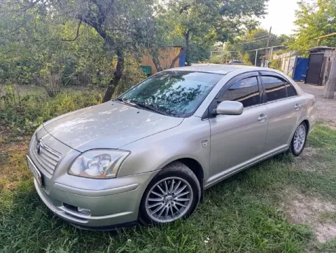 Продам toyota авенсис 2004 г, турбо 2л в идеальном состоянии, кпп механика всё работает как должно,... - фотография