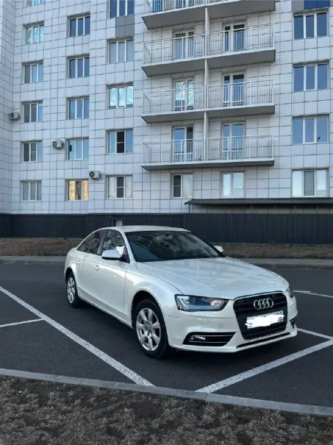 Audi a4 в8 restaling 🚘 1.8 tfsi ( едет очень бодро)☄️ 2️⃣0️⃣1️⃣2️⃣ года выпуска коробка - робот 🤖 пр... - фотография