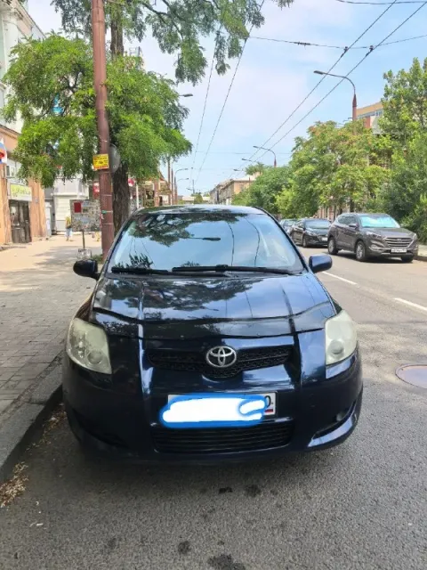 Toyota auris, 2008 г. 1.6, механика, 124 л. с. , надежная и экономная, вместительная и комфортная! м... - фотография