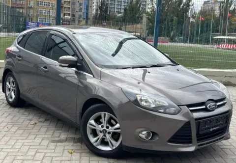 Продам ford focus 3 в идеальном состоянии, 2014 года выпуска, объём двигателя 1.6 125 л. С, коробка ... - фотография