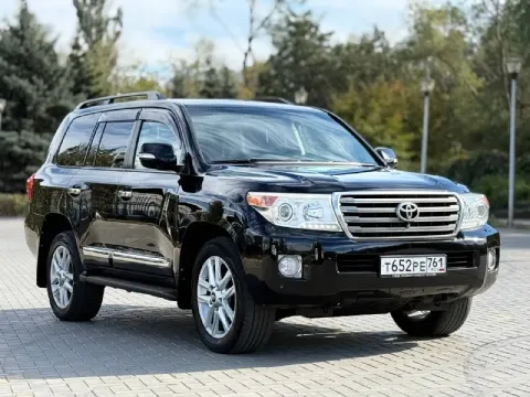 Продается toyota land cruiser 200 (рестайлинг) 2012 года цена: 3,399,000 ₽ основные характеристики:... - фотография