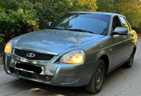 Продам приору 2010г.
На учёт встала в 2011г
Зеленая автотека (без дтп),
Вся в родном метали!
Я собст... - фотография
