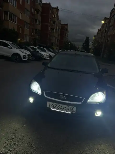 Ford focus ( ford фокус) 2007 года.
Объём двигателя: 1,8 автомобиль в отличном состоянии.
Комплектац... - фотография