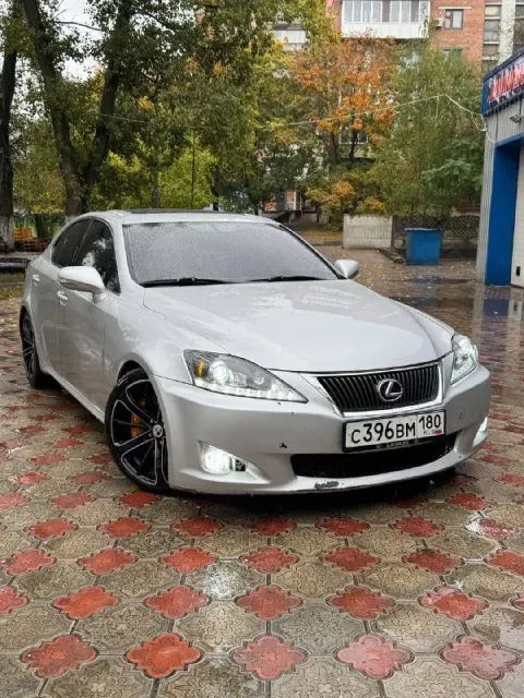 Lexus is250 awd год выпуска: 2010 пробег: 168.000 привод: awd двигатель: 2.5 бензин 6 цилиндровый 21... - фотография