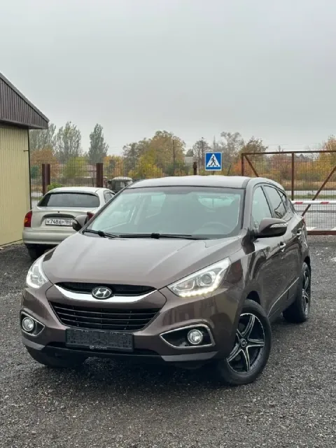 Продам автомобиль марка - hyundai ix35 год выпуска - 2015 ноябрь коробка - автомат 6ст - обьем 2.0 б... - фотография