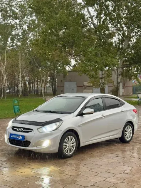 🚘 hyundai solaris 💰цена: 700 000р. 🏢город: мариуполь 📅год выпуска: 2011 🧾пробег: 194 750 км. ⚙️двига... - фотография