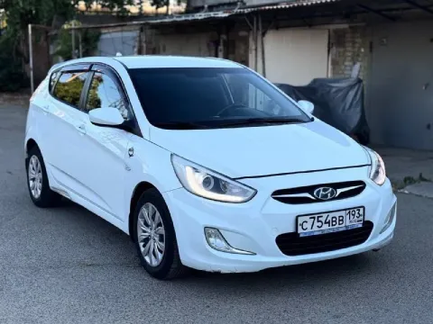 Продам hyundai solaris 2014 год в хорошем состоянии объем 1.6 автомат. пробег родной 204 000, автоте... - фотография