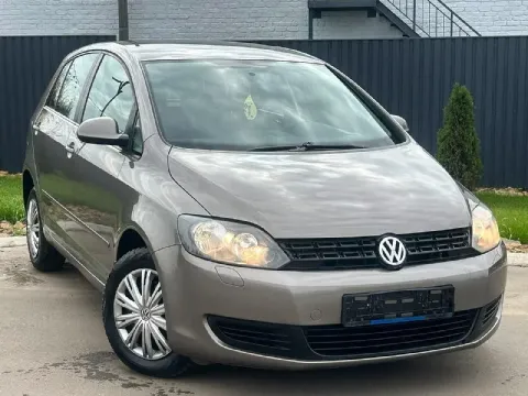 Продам  volkswagen golf plus
Год выпуска 2011
Объем двигателя 1.6
Коробка механика надежная сочетани... - фотография