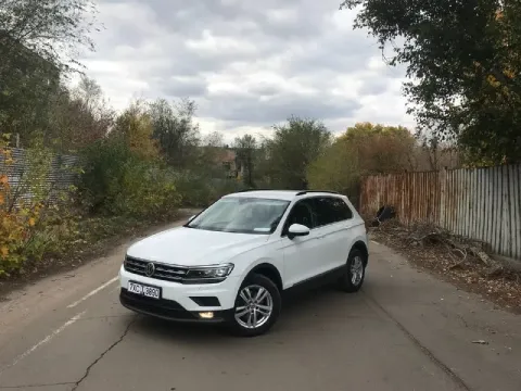 Продам volkswagen tiguan 2019
Двигатель 1.5 tsi бенз (150л. С)
Коробка робот, пер. Привод
Адаптивные... - фотография