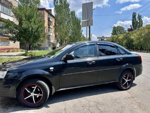 Продам chevrolet lacetti 1.6 2007г. выпуска. осмотр г. ждановка- енакиево кузов в нормальном состоян... - фотография