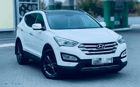 Продам hyundai santa-fe 2013 год 2.4 бенз. 4wd. автомобиль в отличном состоянии. 197.ооо пробег. мот... - фотография