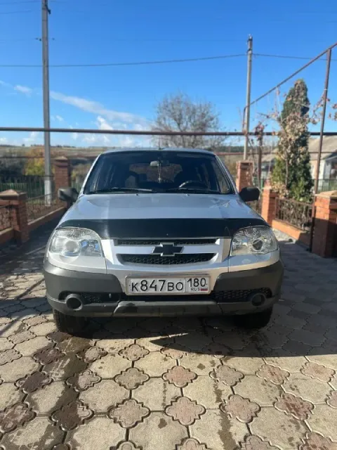 Chevrolet niva 1.7 газ/бензин год выпуска-2012 пробег-154000 автомобиль в одних руках с салона. ни о... - фотография