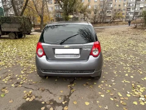 Продам chevrolet aveo 2011 год двигатель 1.4 коробка механика пробег 160000 км родной 2 хозяина без... - фотография