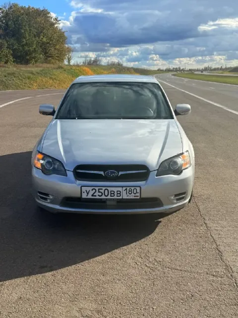 Продам subaru legacy bl4 2004 года. машина с пробегом 381 000 км, двигатель 2.0 4wd (138 л. с.), раб... - фотография