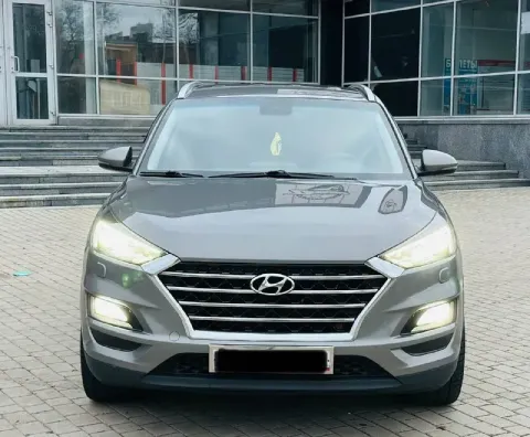 Hyundai tucson официал рестайлинг !!! 2019г бензин 2.0 автомат автомобиль в хорошем состоянии вложен... - фотография