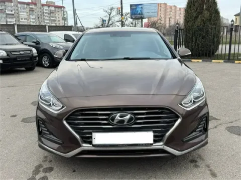Марка: hyundai sonata двигатель: 2.4 топливо: бензин год выпуска: 2017 кпп: автомат пробег: 177 500... - фотография