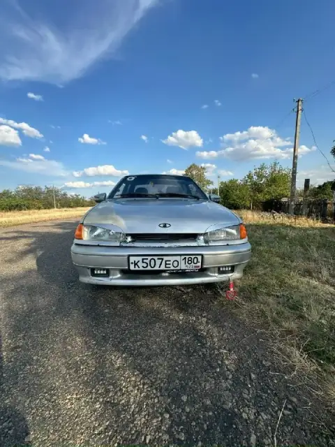Продам ваз 2115 цена 250к машина в отличном состоянии! Вложена просто душа в нее. Замена всей ходовк... - фотография