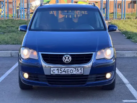 Продам автомобиль,
Volkswagen touran, 1.4 turbo.
Коробка автомат,
Год 2007,
Пробег 208 тыс. ,км.
7 П... - фотография