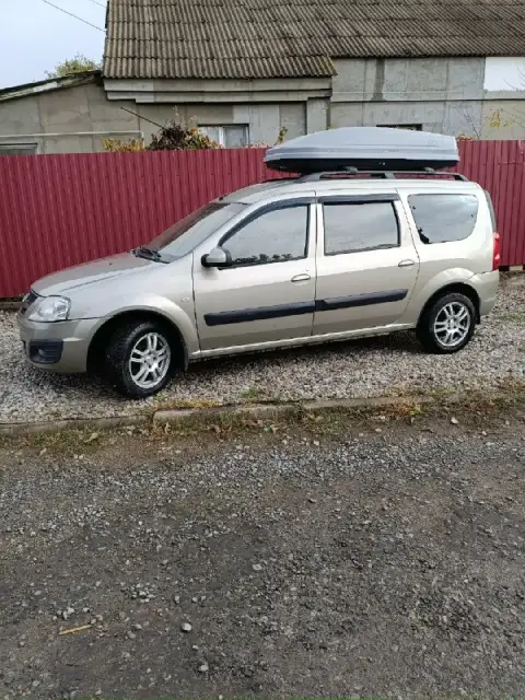 Продам очень надёжный авто не требующий вложении. Ваз ларгус 2014. Объем 1.6. Мотор (к4м) коробка и ... - фотография