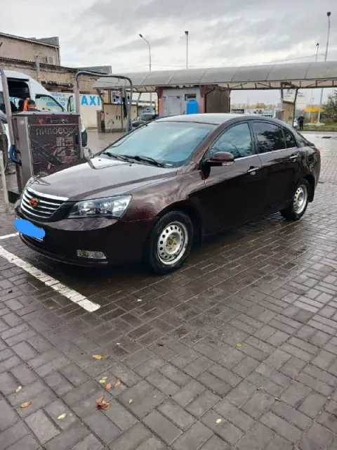 Пpодам geely эмгранд ес 7, 2012 года, пробег 105 тыс. км. машина полноcтью испpавна, обслужeна. в се... - фотография