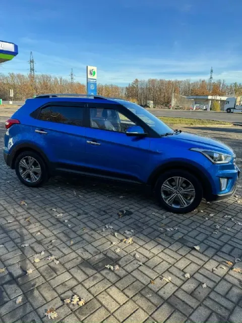В продаже hyundai creta 2017г. автомобиль без дтп, в родном окрасе, с родным остеклением. пробег 182... - фотография