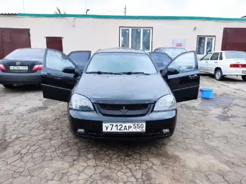 Chevrolet lacetti (лачетти) 2006 г. 1.8 л. , пятилетка.
Авто мариупольское, покраска не идеальна.
Ср... - фотография
