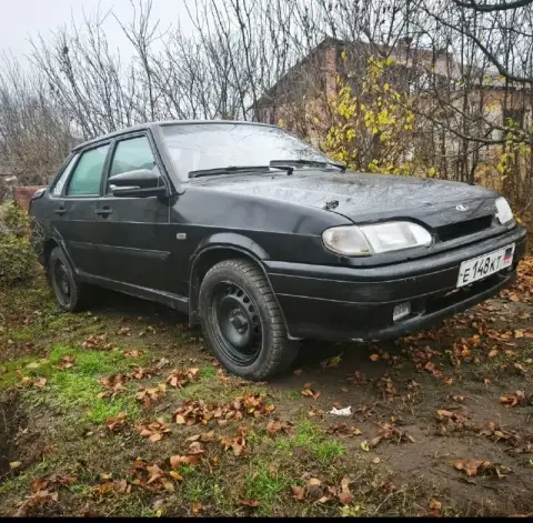 Товарищи добрый день, продаю ваз 2115 2010 года. Пробег 109,608 тыс/км. Бензин. Резина "зима" r15, с... - фотография
