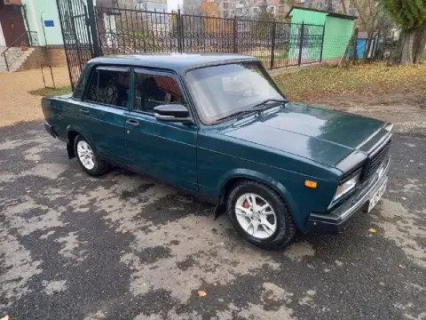 Продам ваз 2107
Год выпуска 2006
Двиг 1.6 инжектор
Авто в хорошем состоянии вложений не требует
Кпп ... - фотография