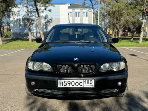 В продаже легендарная bmw e46 325. 2.5 бензин 2005 г. в., 215.000 км кузов в хорошем состоянии ржавч... - фотография