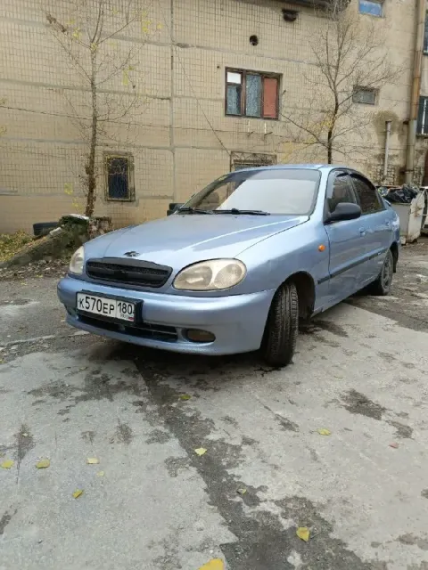 Продам шевроле ланос 2006 года, объём двигателя 1.5 не дымит не троит, ходовка не гремит, всё светит... - фотография