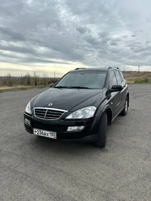 Продам ssangyong kyron, 2011 г. в., 2.0 турбодизель 141 л. с., рамный, пробег 94000, машина гаражног... - фотография