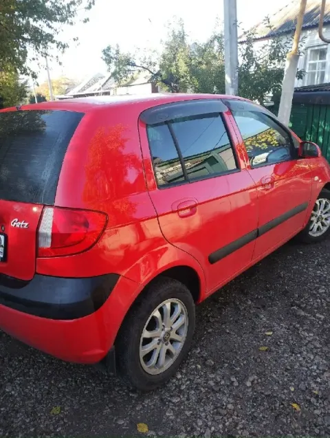 Продам hyundai в хорошем состоянии 2008г. двигатель 1.4 шепчет,135000 родного пробега, документы чис... - фотография