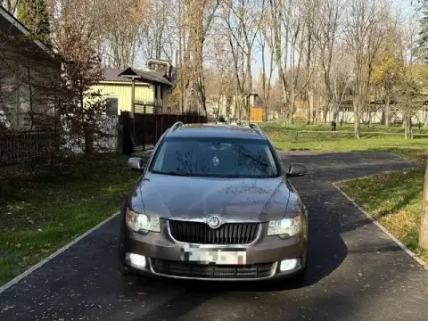 🚘 Марка / модель: skoda superb lаurin&klement 📮 город:донецк 📅 год выпуска:2012 💶 цена:1.150.000р 📊 ... - фотография