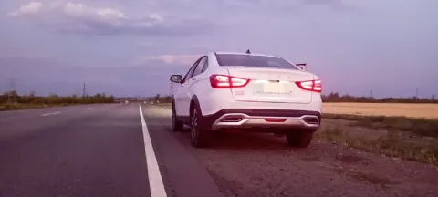 Васта кросс ng 2024 год пробег 18500 двигатель 1.6 16кл (106сил) коробка механика компенсация enjoy(... - фотография