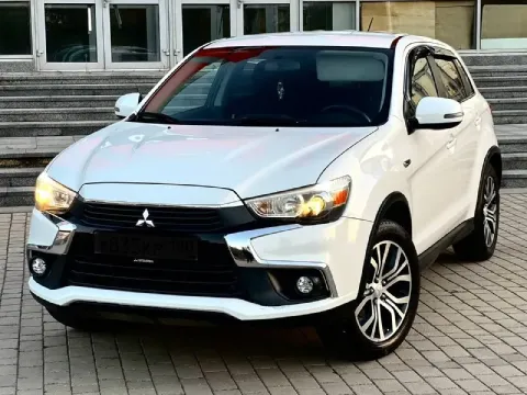 Mitsubishi asx sport 2016 год двигатель 2.4 бензин не путать с 1.6 и 2.0 бензином!мотор простой и мо... - фотография