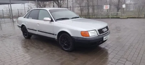 Продам ауди 100 авто в хорошем состоянии, двигатель 2.0 работает идеально, ходовая обслужена, коробк... - фотография