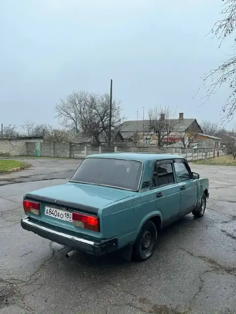 Срочно продам ваз 2107. Машина на полном ходу!! Постоянный рф, птс стс дкп. По документам кристально... - фотография