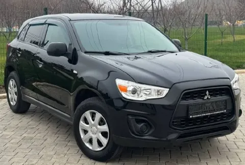 Продам mitsubishi asx рестайлинг, 2015 года выпуска, объём двигателя 1.6 117 л. С, 156.000 пробега, ... - фотография