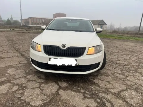 Продается автомобиль skoda октавия а7 • год выпуска: 2014 • пробег: 202,000 км • двигатель: надежный... - фотография
