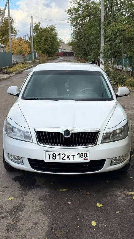 Продам skoda octavia a5 (рестайлинг) я собственник !!! год выпуска: 2011 двигатель: 1.6 пробег: 330.... - фотография