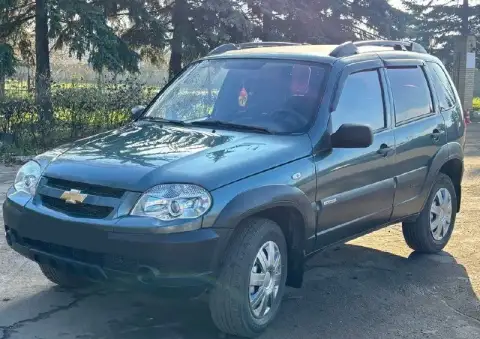 Продам внедорожник!
Chevrolet niva 2016 года,
Автомобиль в хорошем состоянии, без вложений!
Автотека... - фотография