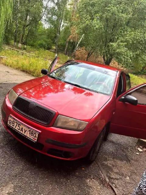 Skoda fabia 1,2 (2006)
Шкода фабия
Пробег 372000
Капиталился движок полностью

Механика

Машина обсл... - фотография