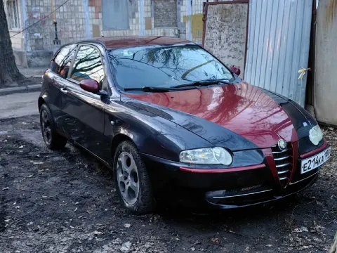 Продам alfa romeo 147 elite в комбинированном цвете. двигатель 1.6 на данный момент (157 лс), самый... - фотография