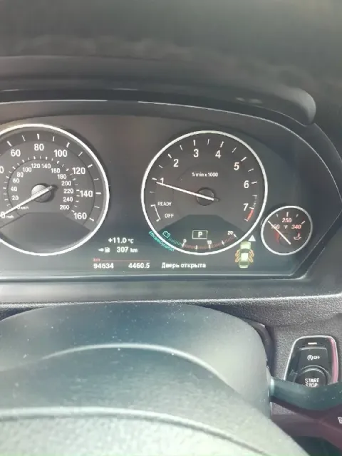 Продам автомобиль bmw 320i, двигатель 2л, турбированный, 2017г, пробег 95000, х драйв полный привод.... - фотография