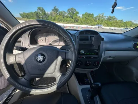 Продаю kia cerato 1 поколения, хетчбэк.
✅ Год: 2005
✅ Пробег: 216.000 оригинальный
✅ Двигатель: 1,6
... - фотография