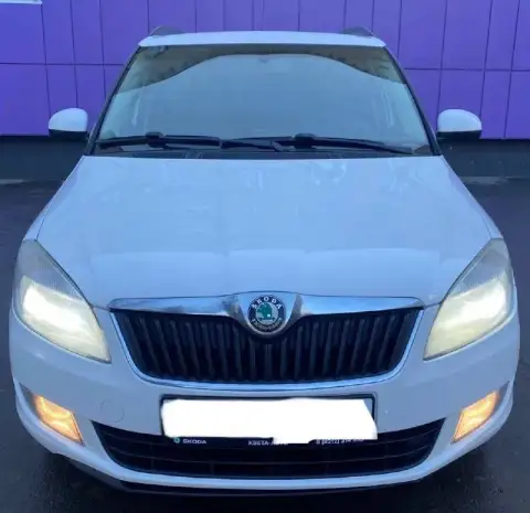 Продам хороший семейный автомобиль!
Skoda fabia универсал,
Рестайлинг 2011г. В.
Пробег 228т.
Я являю... - фотография